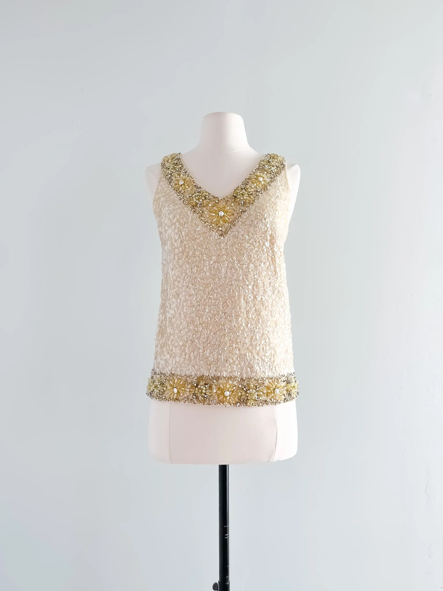 1960's Lemon & Pearl Beaded Knit Daisy Top / Medium