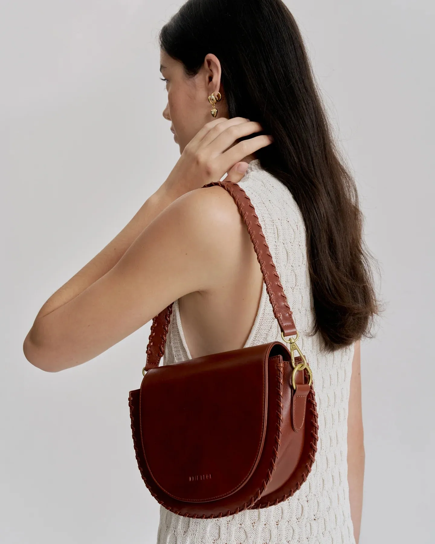 Daphne Shoulder Bag - Saddle