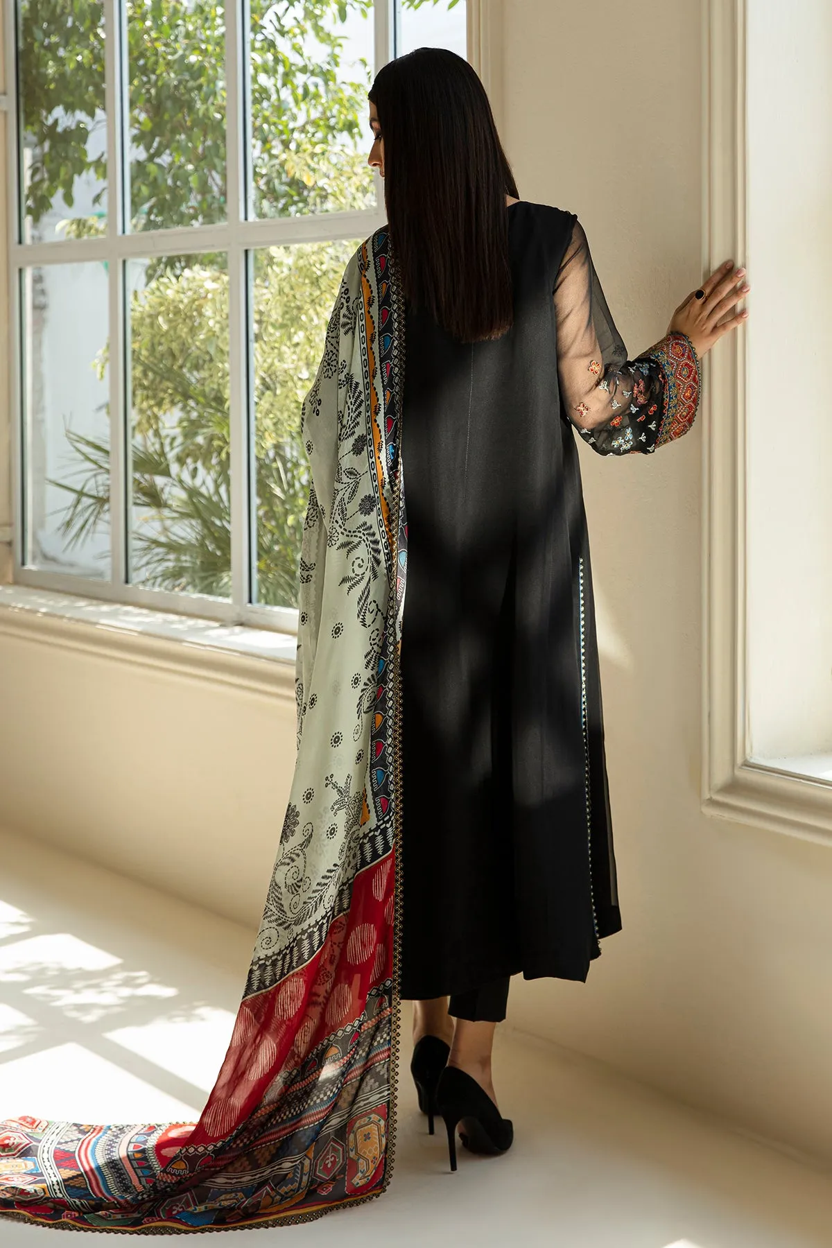 EMBROIDERED CHIFFON UF-388