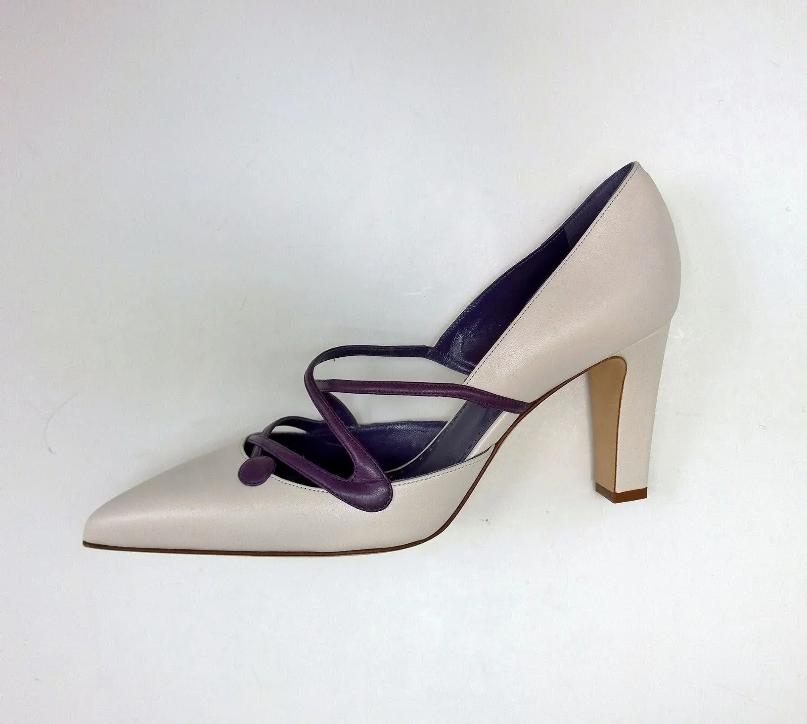 Manolo Blahnik Husnu 90 Cream Grey Leather Cutout Block Heels