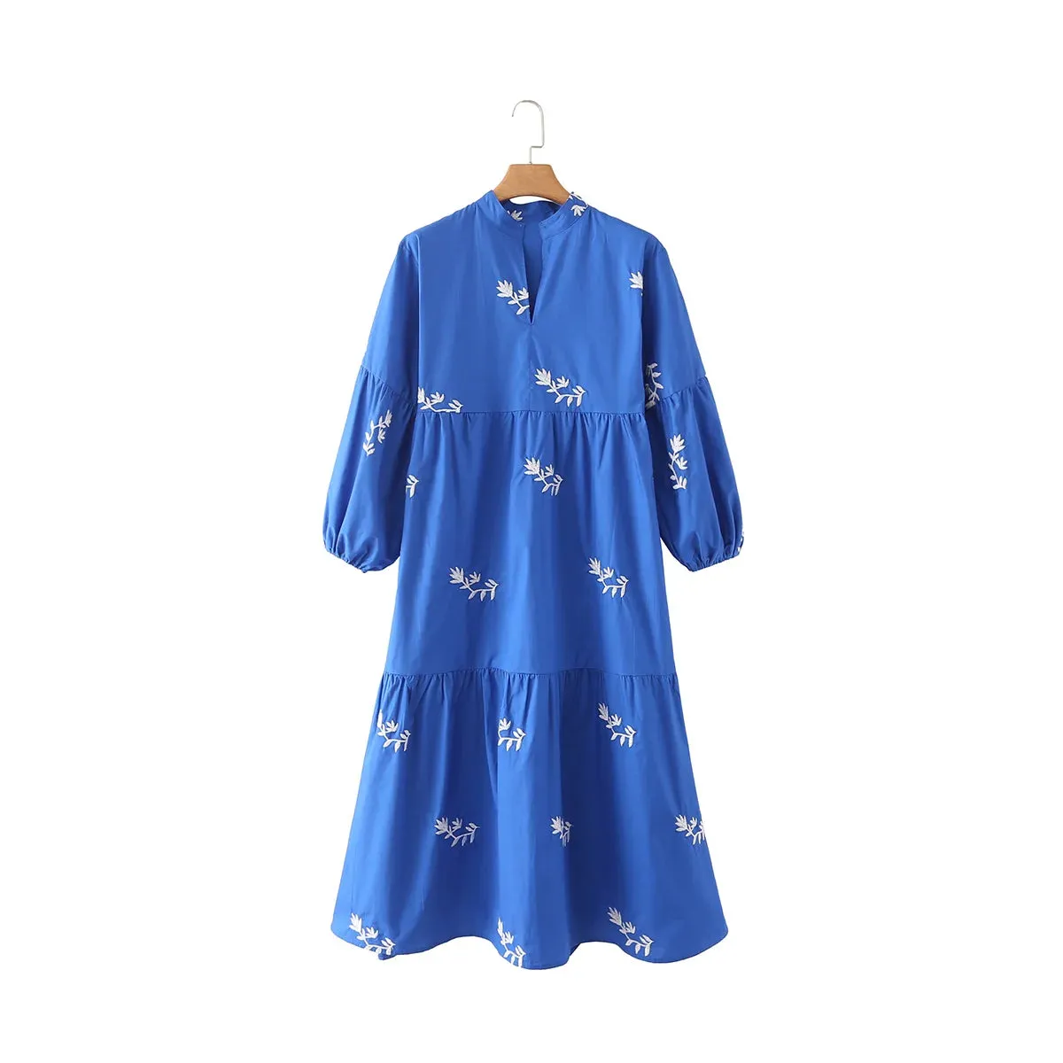 Zevity Women Fashion Floral Embroidery Casual Pleats Blue Midi Dress Female Stand Collar Three Quarter Sleeve Vestidos